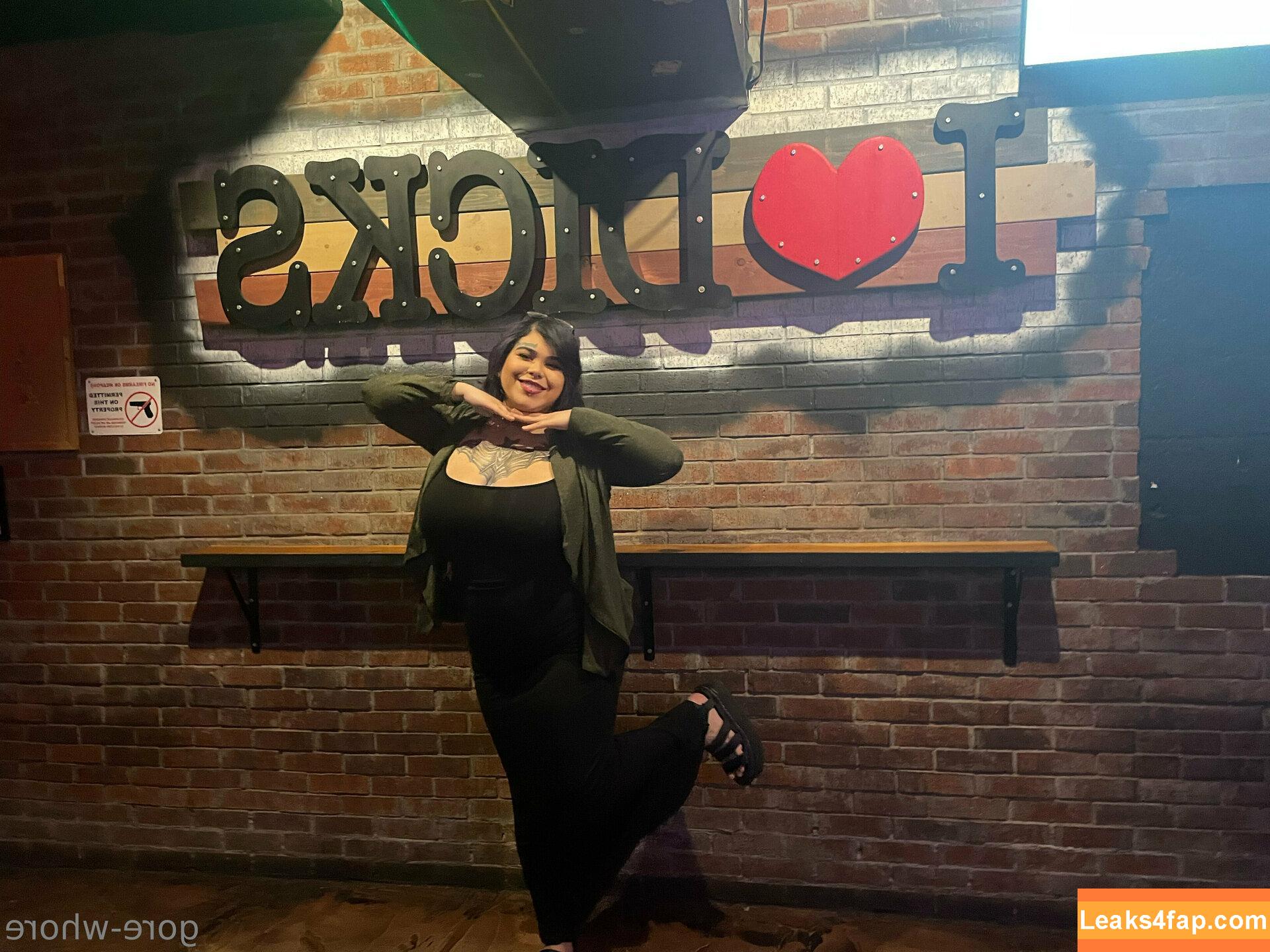 gore-whore / oxalyssamarie leaked photo photo #0469