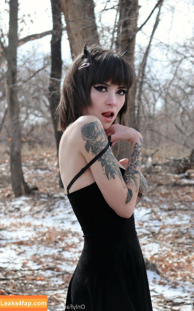 goth-kitteen.free / gothicgirl120 слитое фото фото #0007