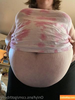 gothbelly photo #0040