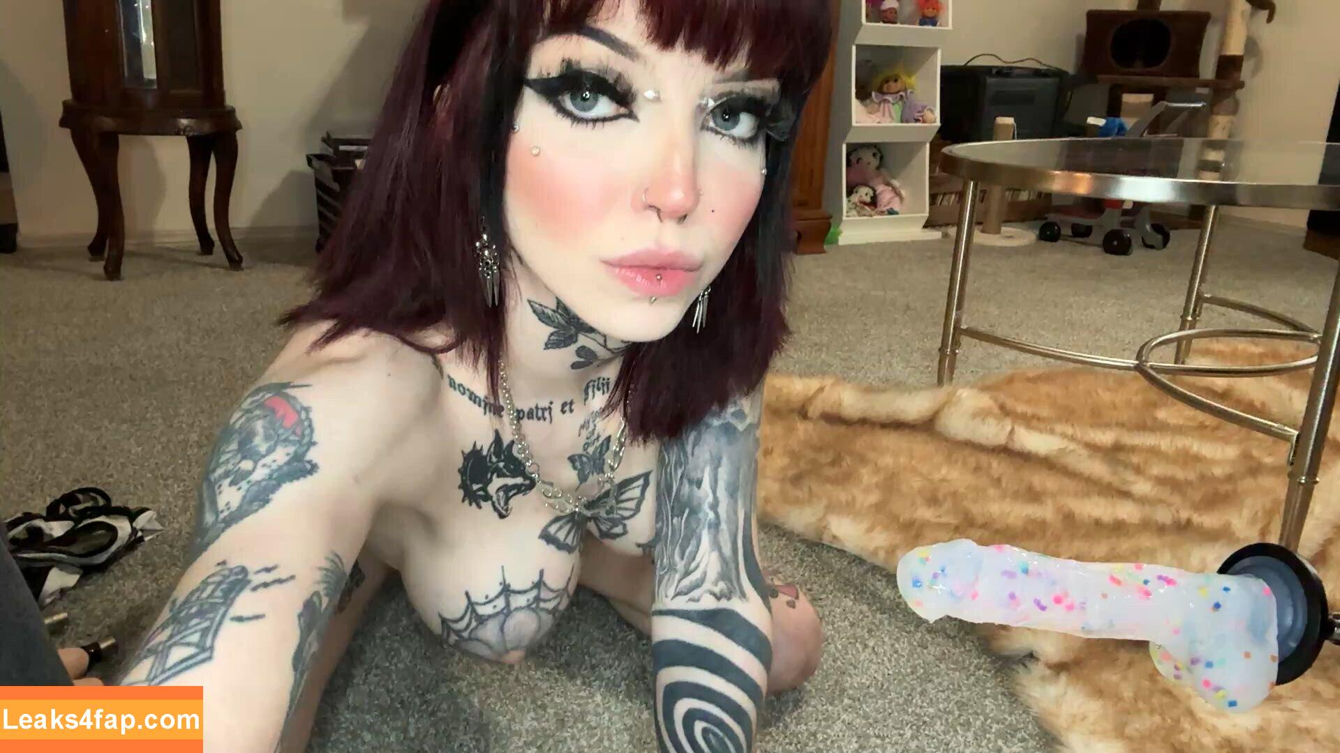 gothcowgirll /  leaked photo photo #0006