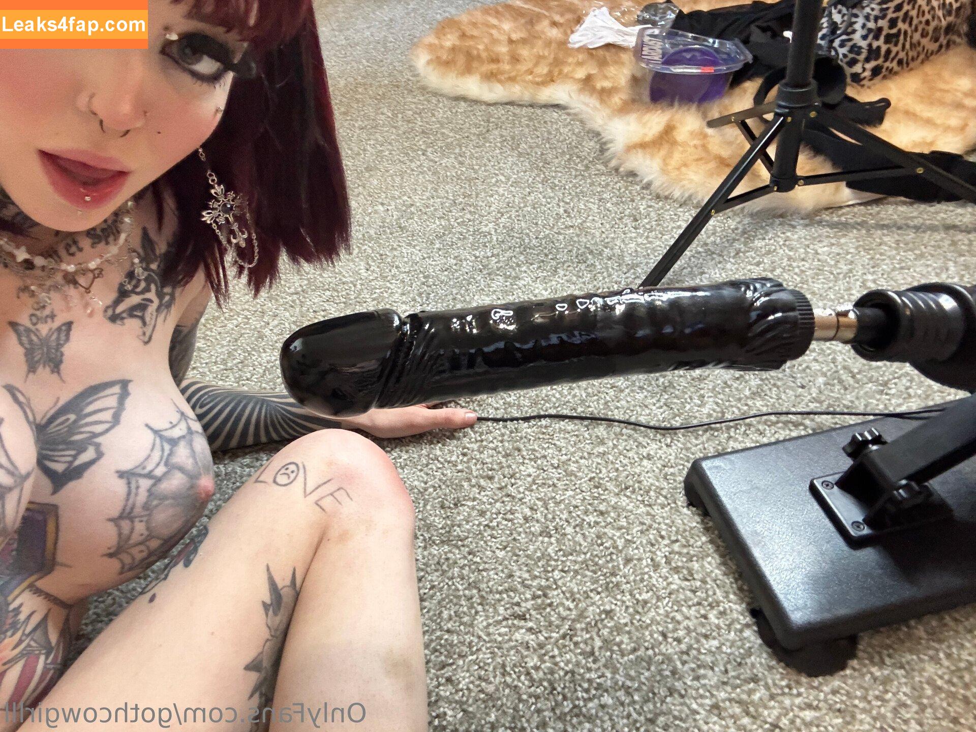 Gothcowgirlll / gothcowgirlll_ leaked photo photo #0013