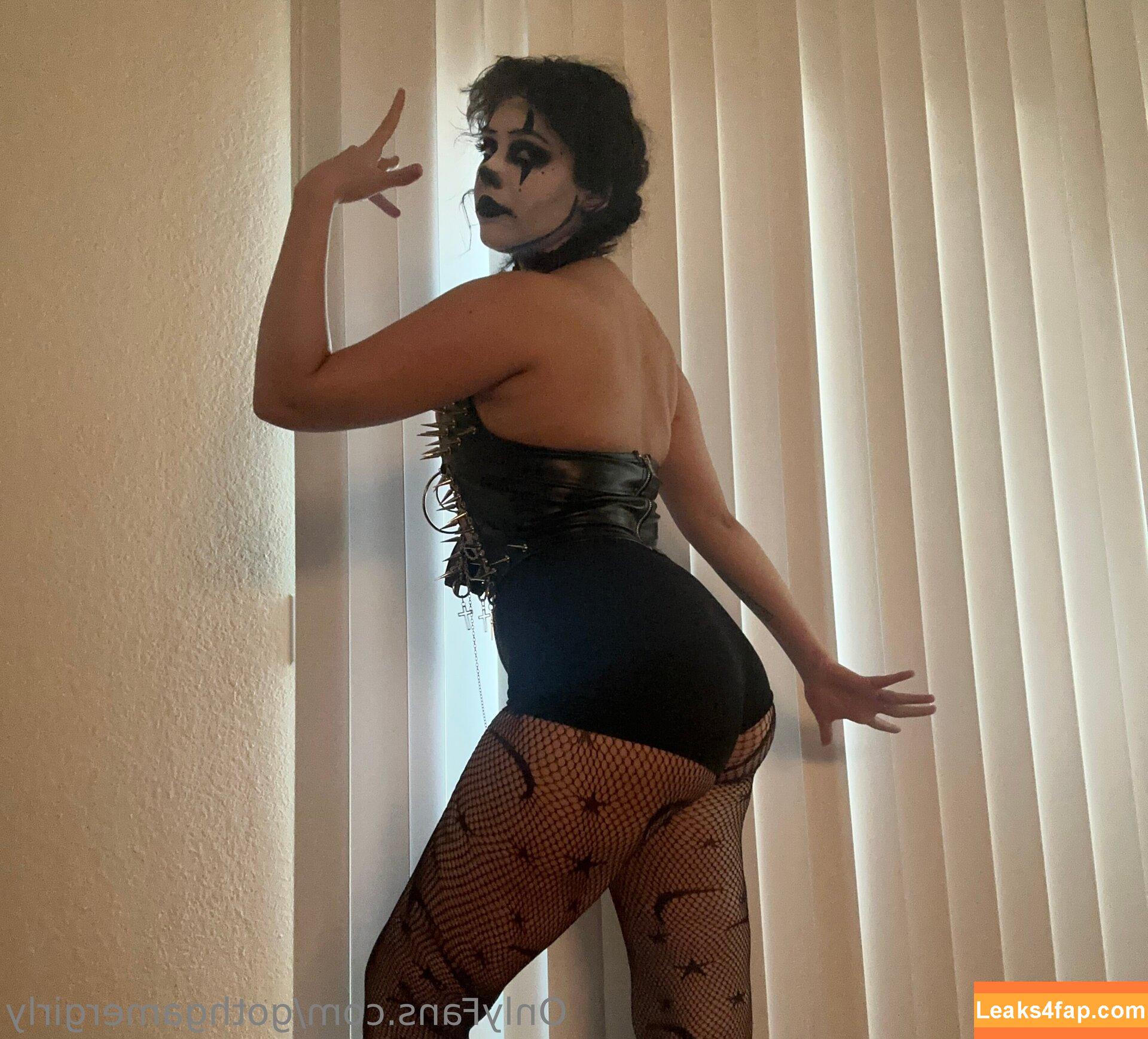 gothgamergirly / thegothmuse leaked photo photo #0103