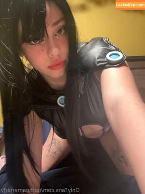 gothgamergirly photo #0047
