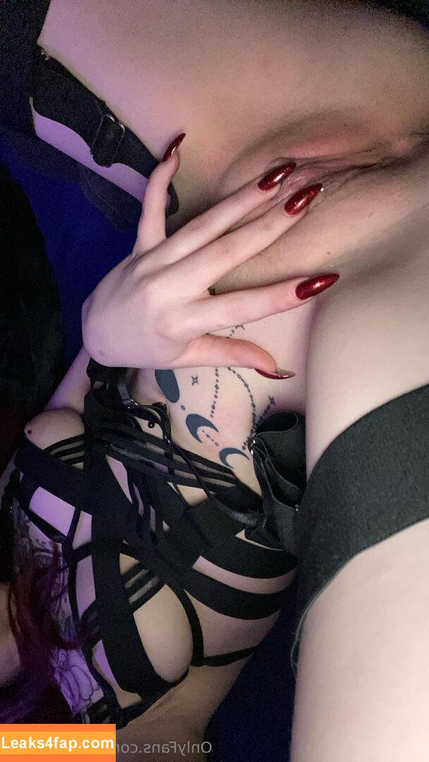 gothic.elvira / gothic-elvira leaked photo photo #0029