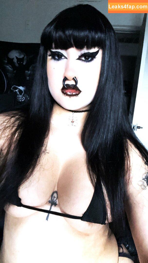 Gothic Vampire Vixen / gothicvampirevixen / gothicvixxen leaked photo photo #0003