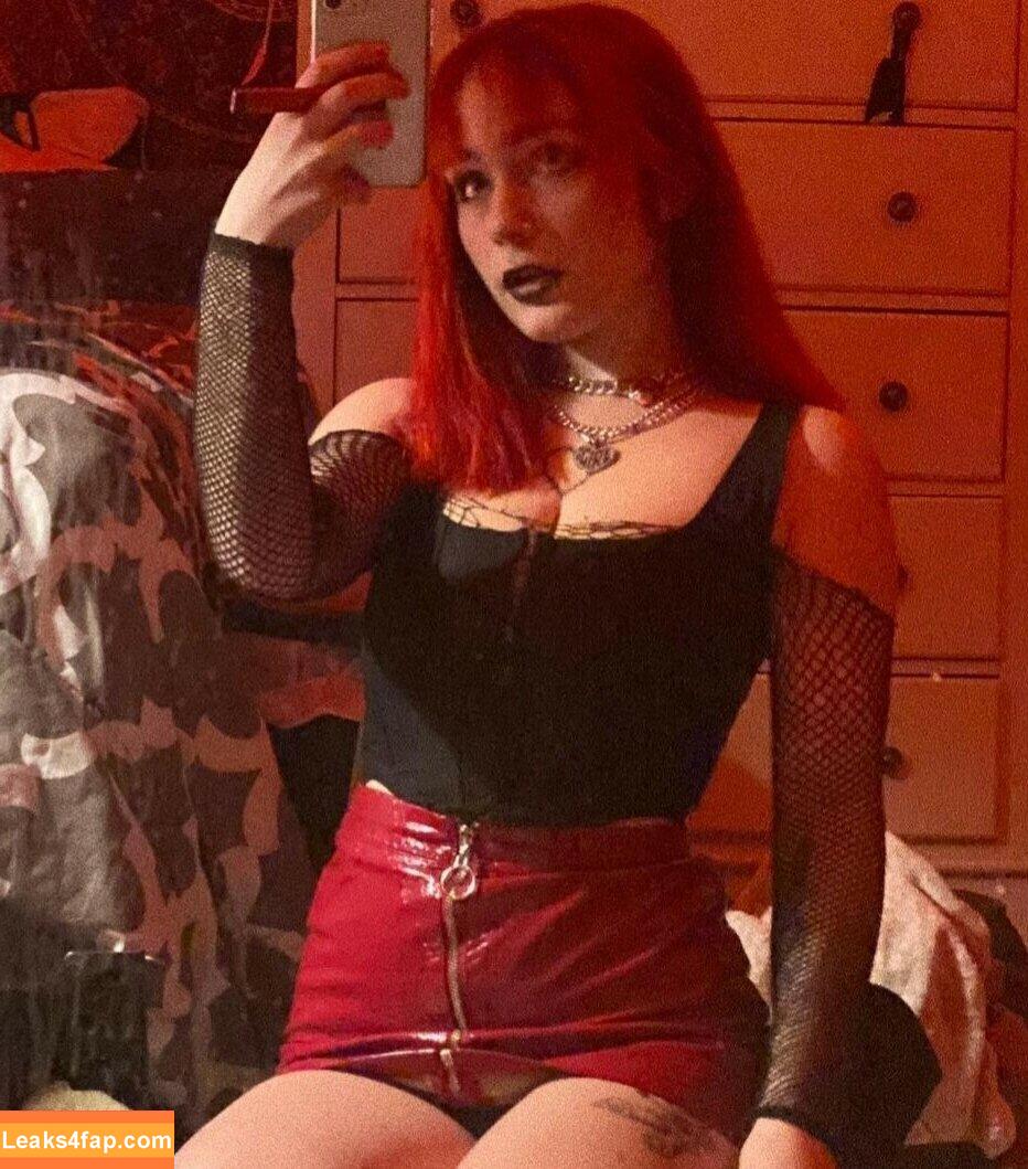 Gothicbratgf / Bloodybunn1e / Ratgirl66 leaked photo photo #0028