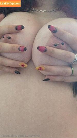 Gothicc Peach фото #0068