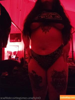 gothiccdollface photo #0012