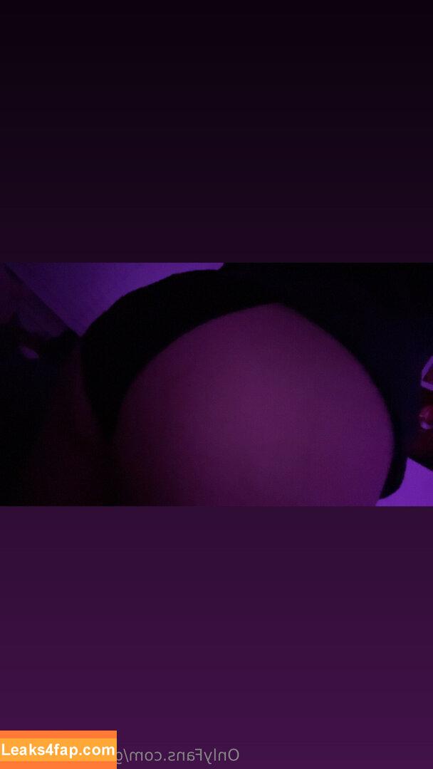 gothiccgremlin / thiccgremlin leaked photo photo #0009