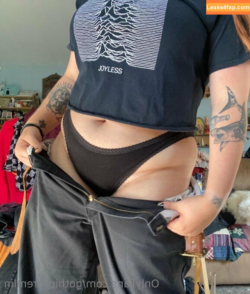 gothiccgremlin / thiccgremlin leaked photo photo #0014