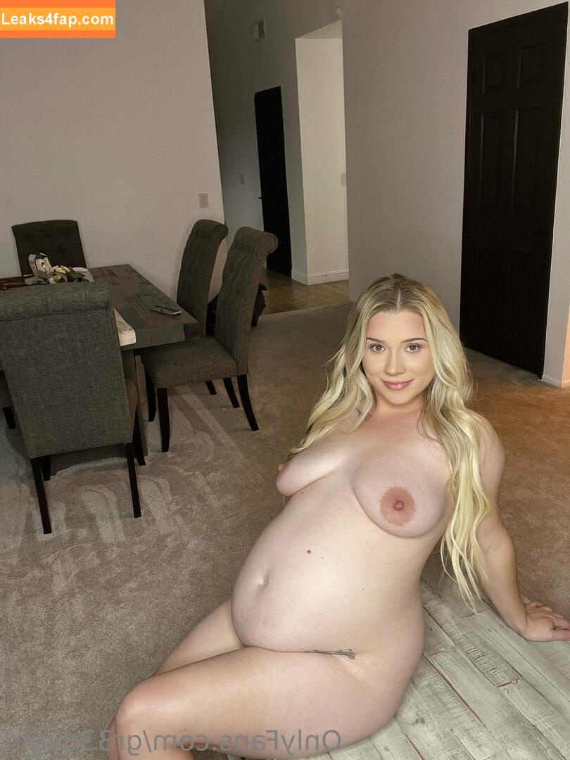 gr33dygirl / alexis.groves leaked photo photo #0102