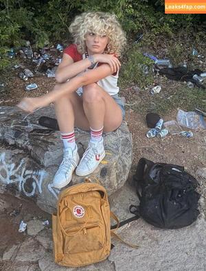 Grace Bowers photo #0026