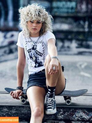Grace Bowers photo #0046