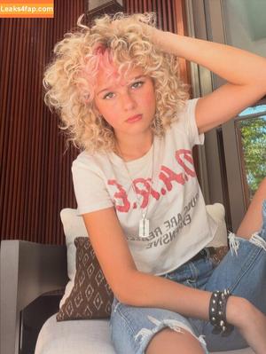 Grace Bowers photo #0059