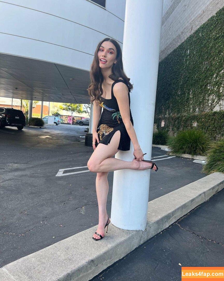 Grace Caroline Currey / Fulton / smoregrace leaked photo photo #0032