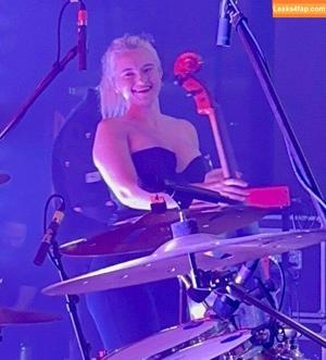 Grace Chatto photo #0208