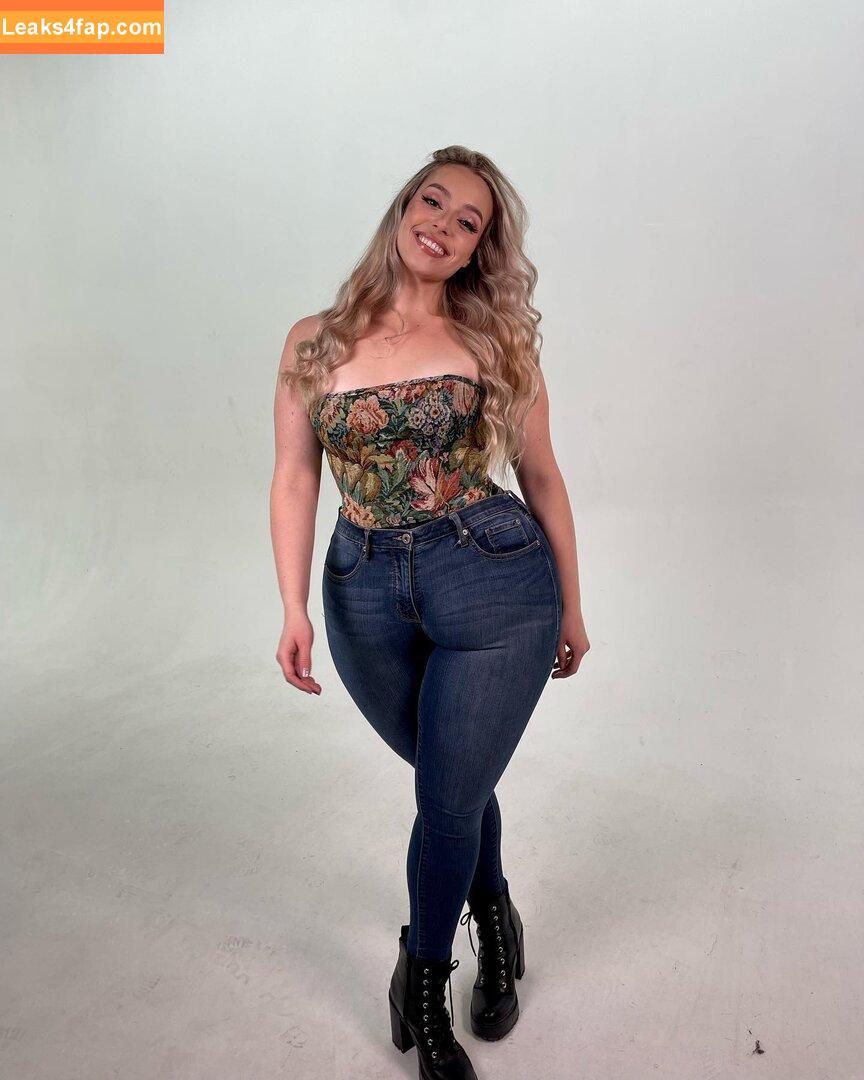 Grace Kinstler / gracekinstlerofficial leaked photo photo #0008