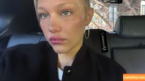 Grace VanderWaal photo #0146