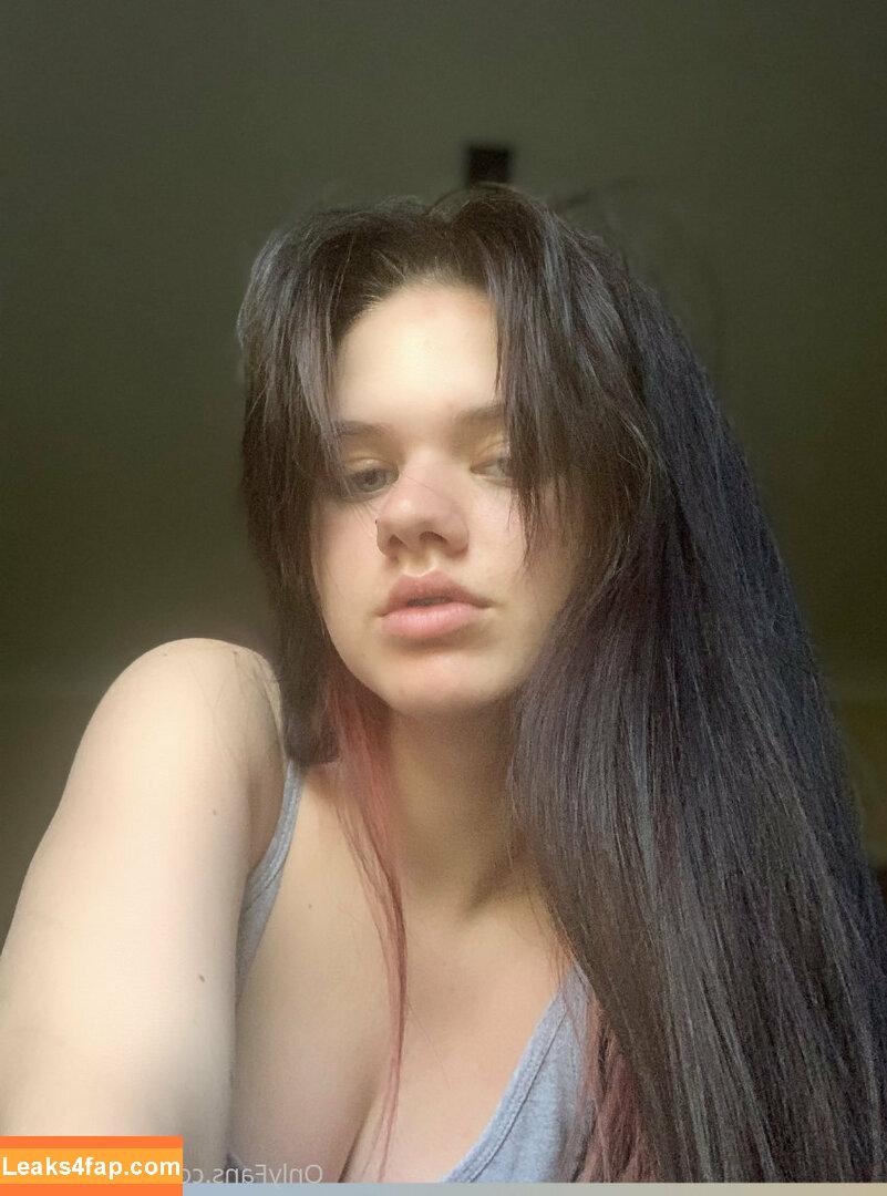 grace_xo16 / 605653430 leaked photo photo #0004