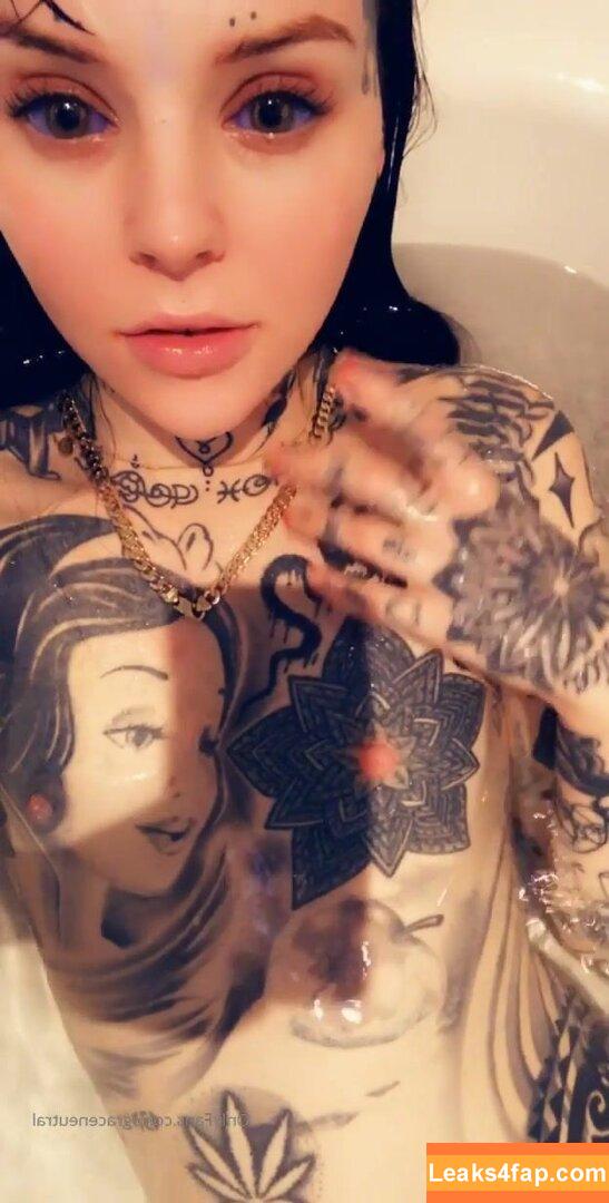 graceneutral /  leaked photo photo #0013