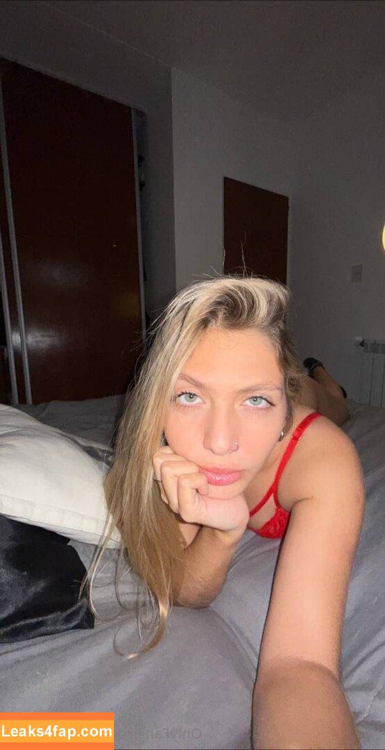 gracewhitely / gracewhitefit leaked photo photo #0015