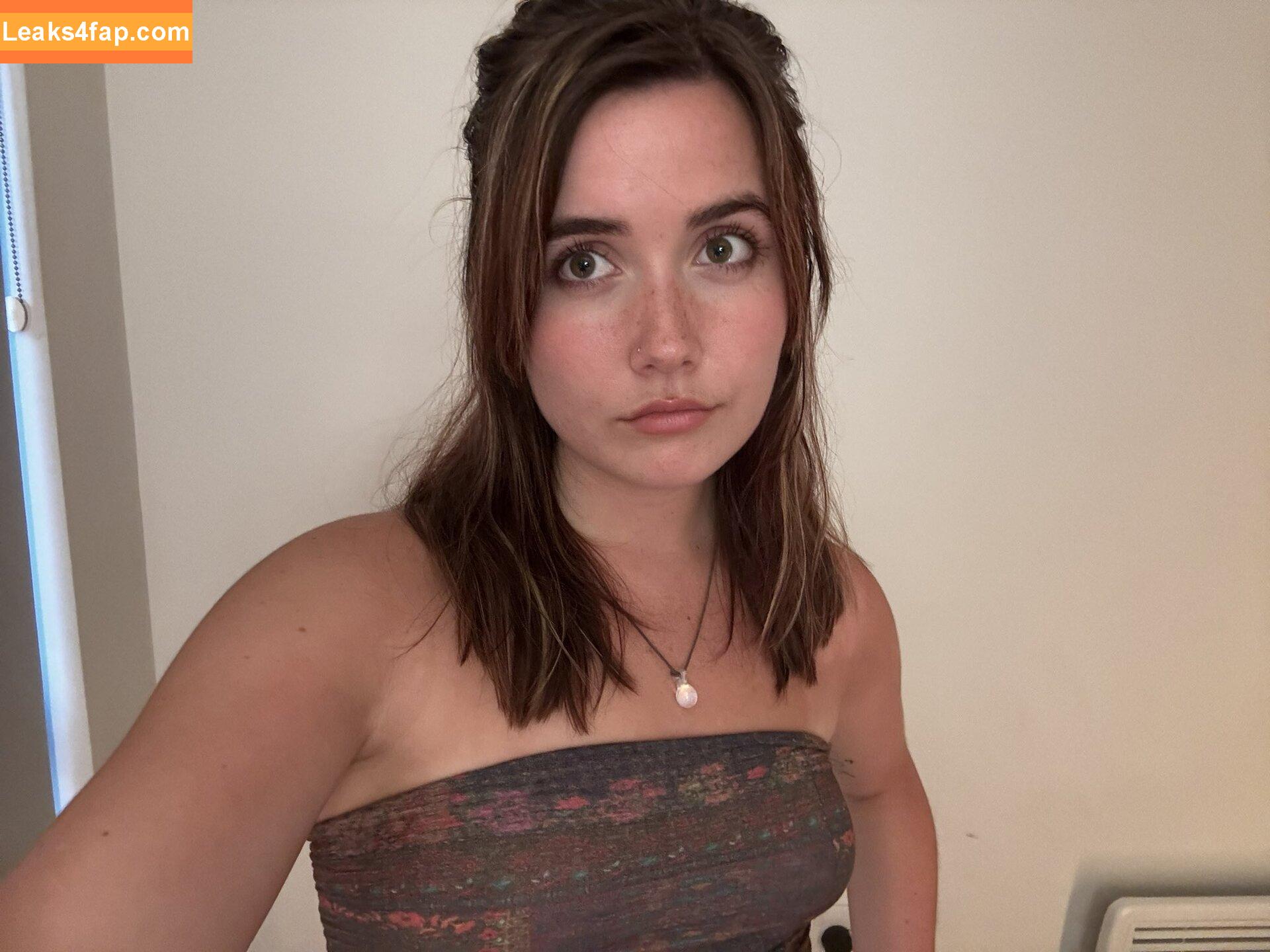 graciecatemakes /  leaked photo photo #0018