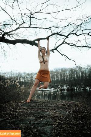 Green_Eyed_Nymph photo #0361