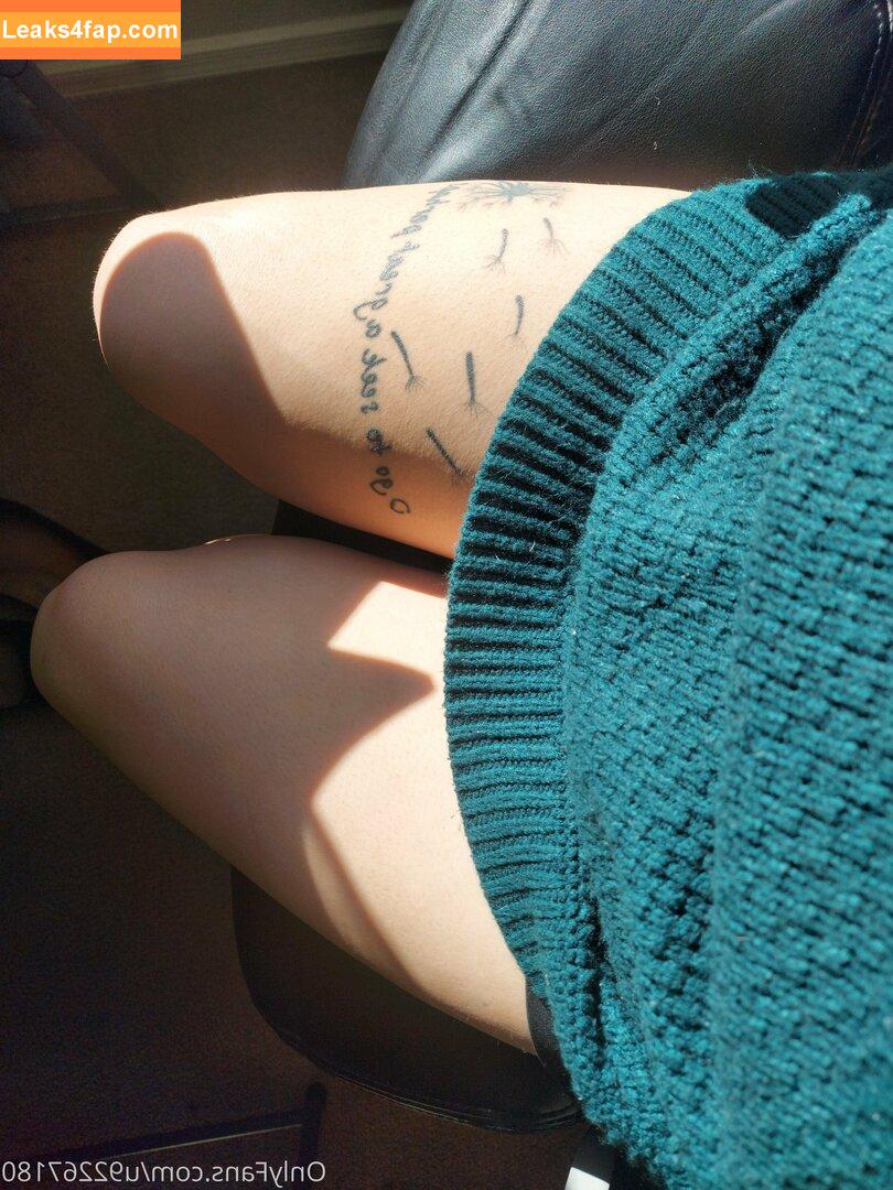 greensweater /  leaked photo photo #0001