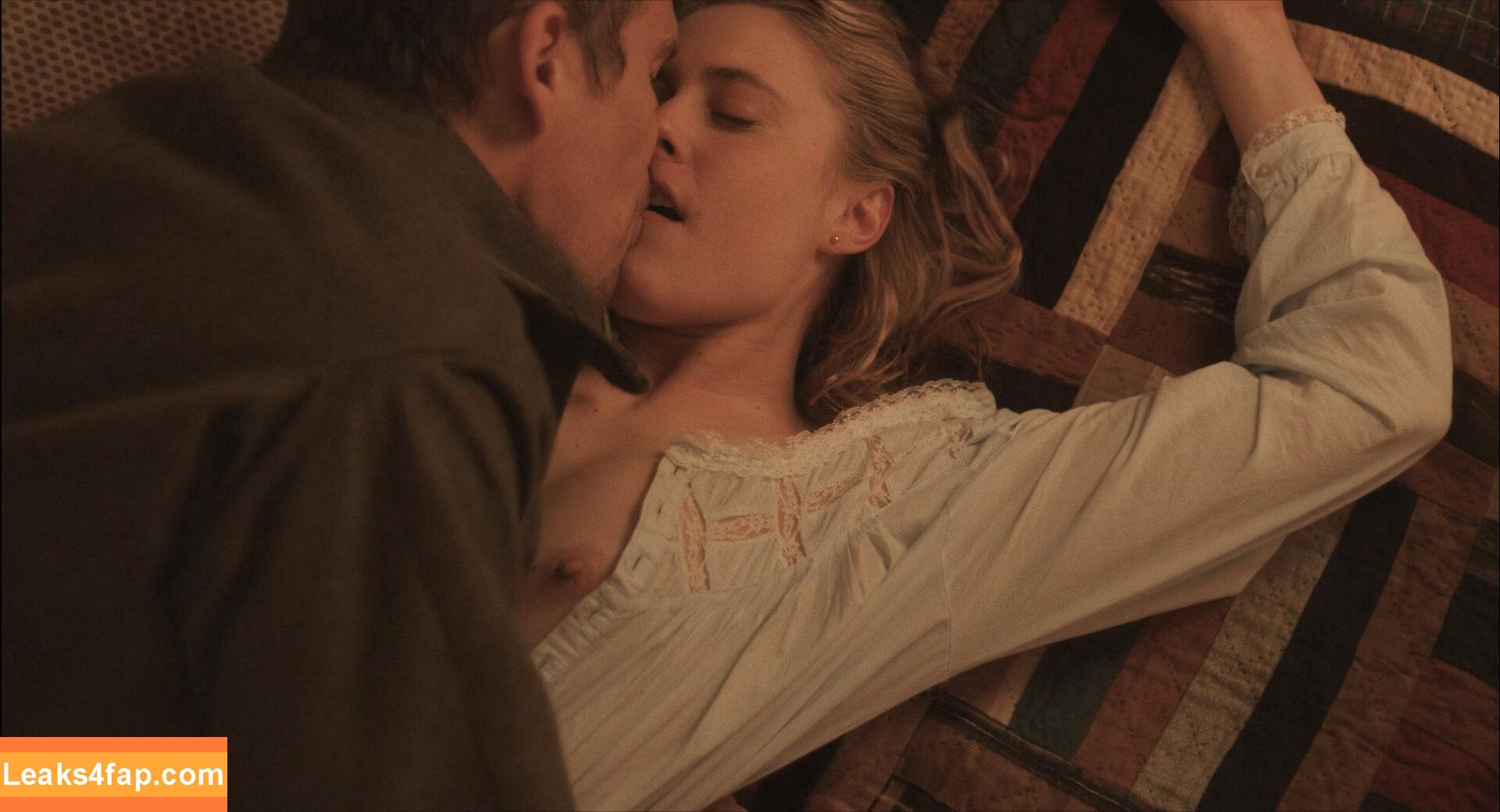 Greta Gerwig / officialgretagerwig leaked photo photo #0002