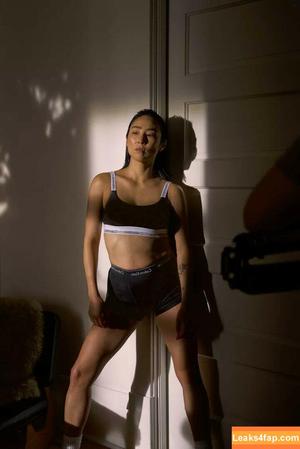 Greta Lee фото #0002