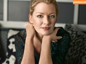 Gretchen Mol photo #0016