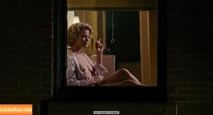 Gretchen Mol photo #0068