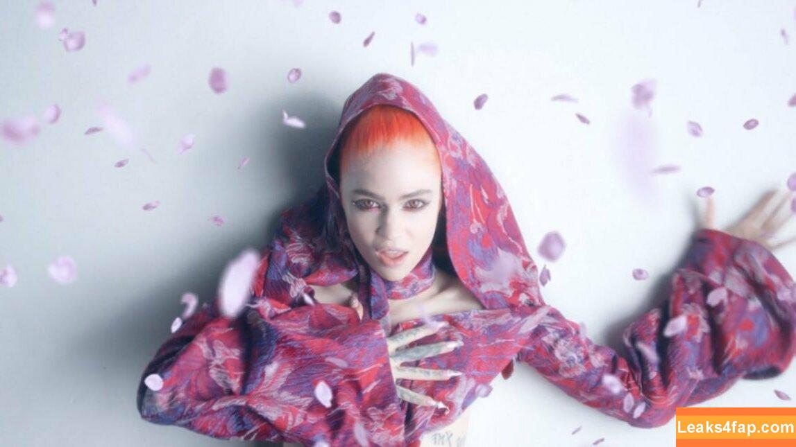 Grimes / n8grimes leaked photo photo #0090