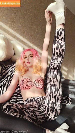 Grimoire photo #0033