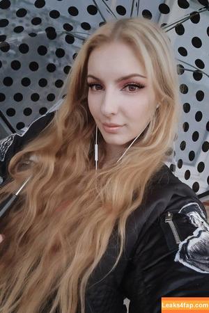Grimoire photo #0307
