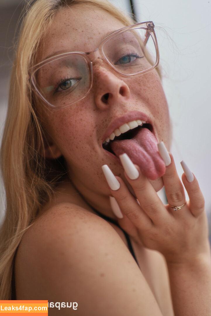 Guapamag /  leaked photo photo #1392