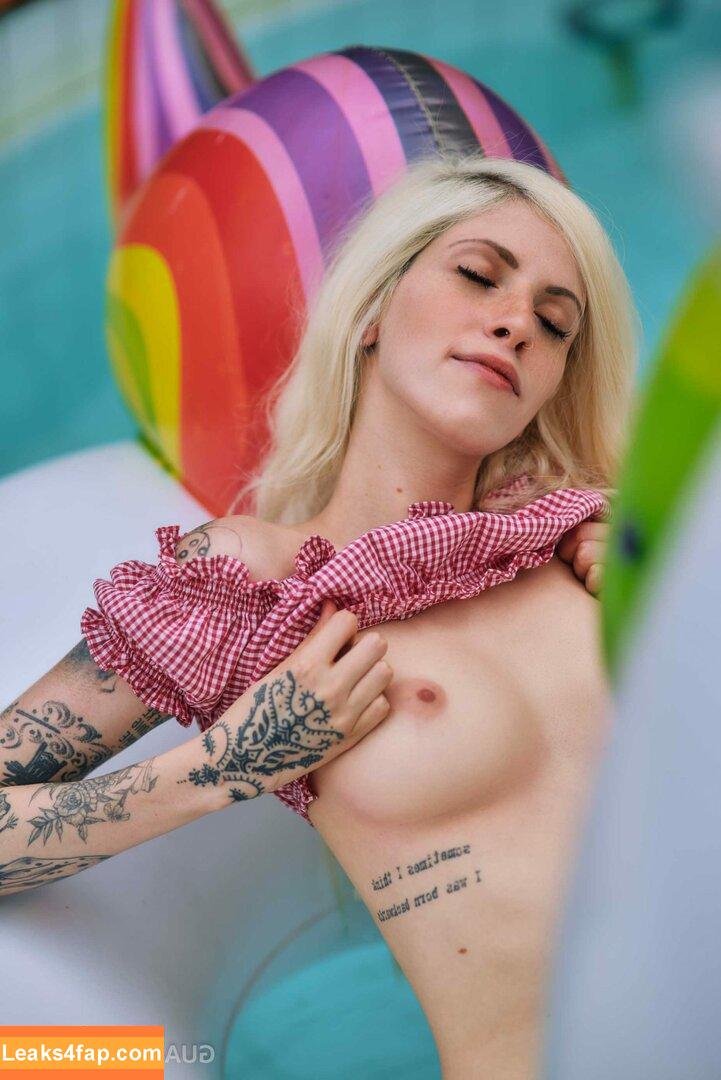 Guapamag /  leaked photo photo #1824