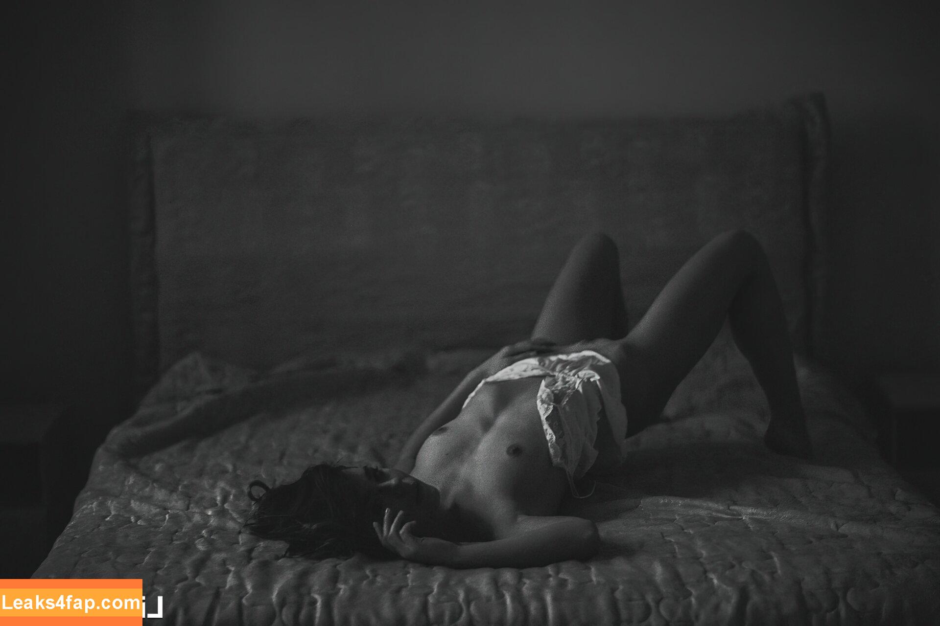 Guerlain / Anastasia S / Dominika / Lili / Lily C / Lily Chey / Nasty Q. / lea_guerlin / sia89 слитое фото фото #0279