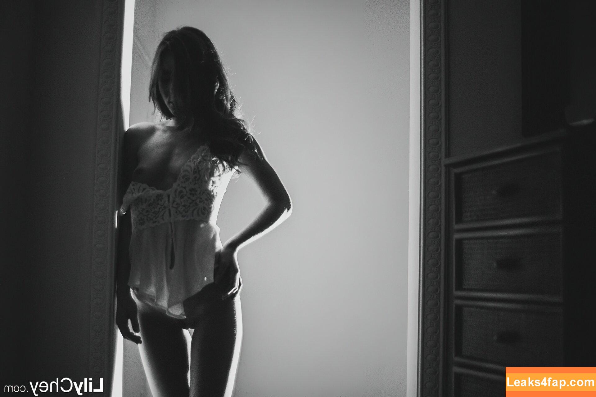 Guerlain / Anastasia S / Dominika / Lili / Lily C / Lily Chey / Nasty Q. / lea_guerlin / sia89 leaked photo photo #0304