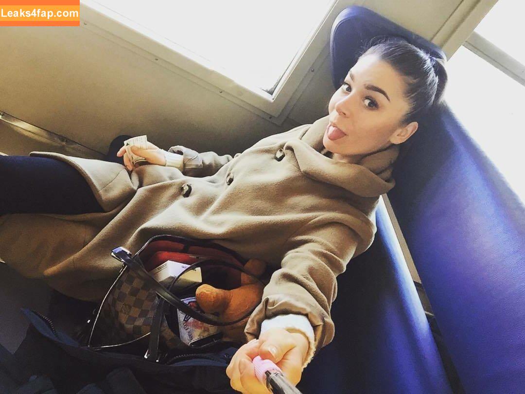 Guerlain / Anastasia S / Dominika / Lili / Lily C / Lily Chey / Nasty Q. / lea_guerlin / sia89 leaked photo photo #0318