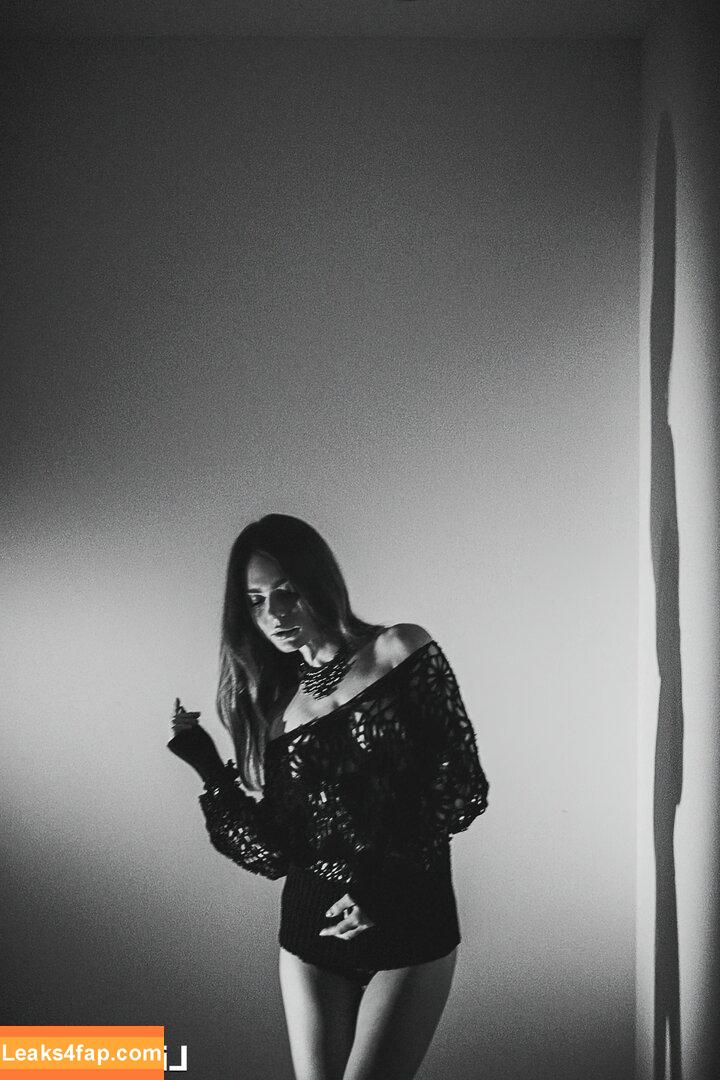 Guerlain / Anastasia S / Dominika / Lili / Lily C / Lily Chey / Nasty Q. / lea_guerlin / sia89 leaked photo photo #0463
