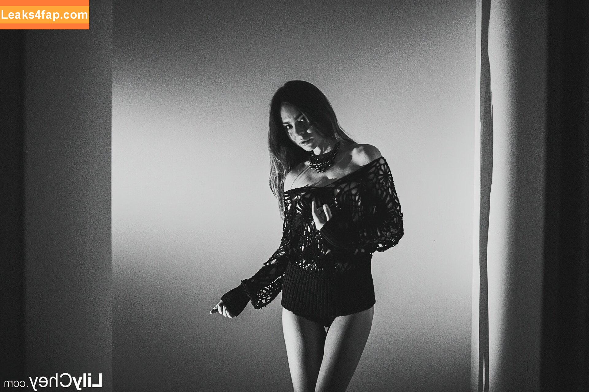 Guerlain / Anastasia S / Dominika / Lili / Lily C / Lily Chey / Nasty Q. / lea_guerlin / sia89 leaked photo photo #0464