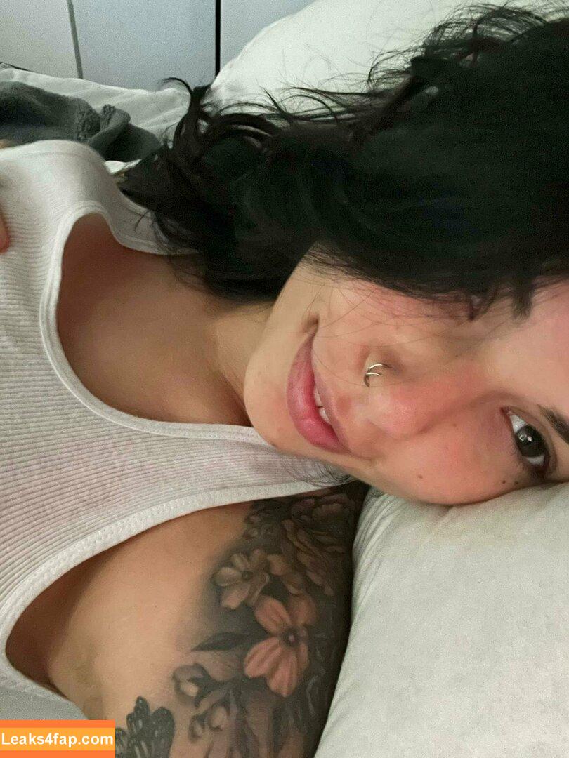 gvalentinaxxx / darealginavalentina leaked photo photo #0072