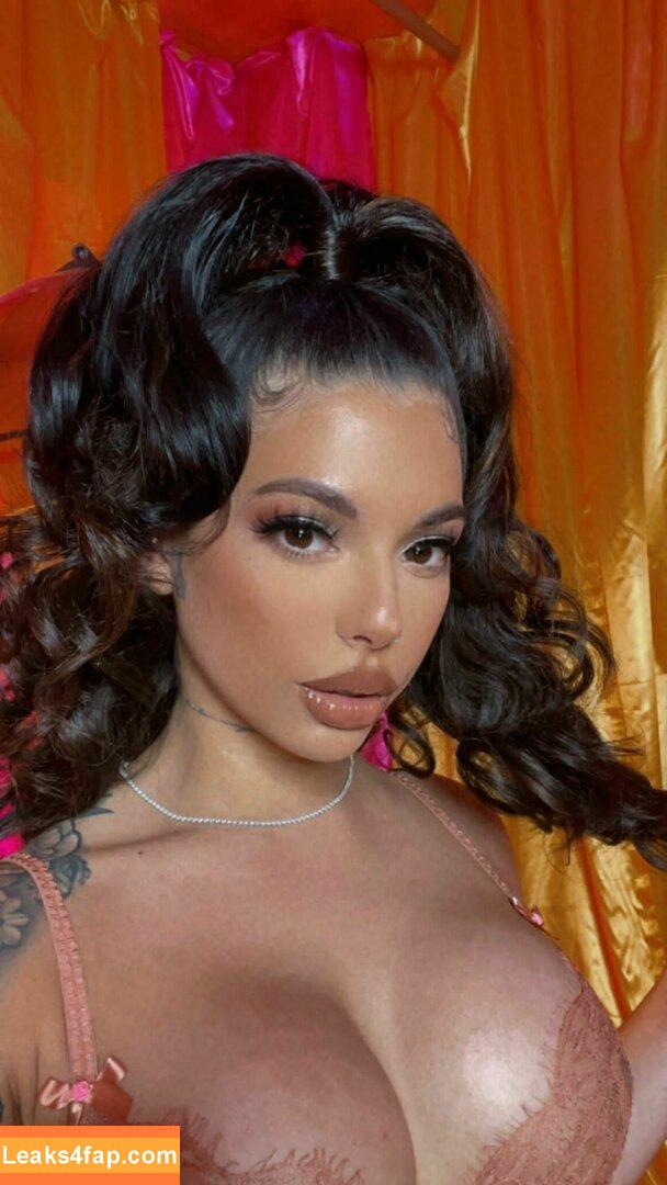 gvalentinaxxx / darealginavalentina leaked photo photo #0124