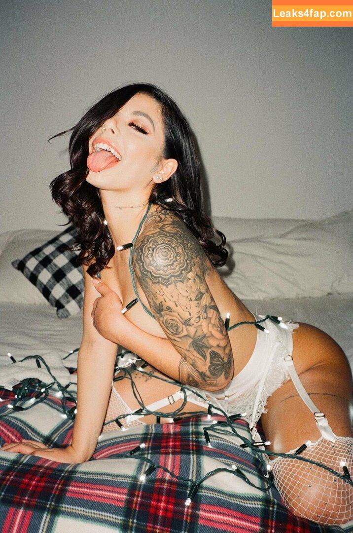 gvalentinaxxx / darealginavalentina leaked photo photo #0180
