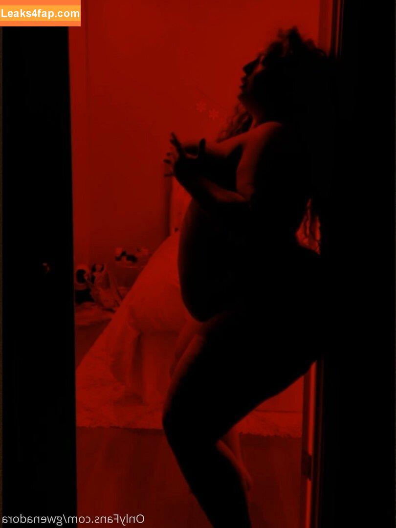 gwenadora / gwenadoraxo leaked photo photo #0011