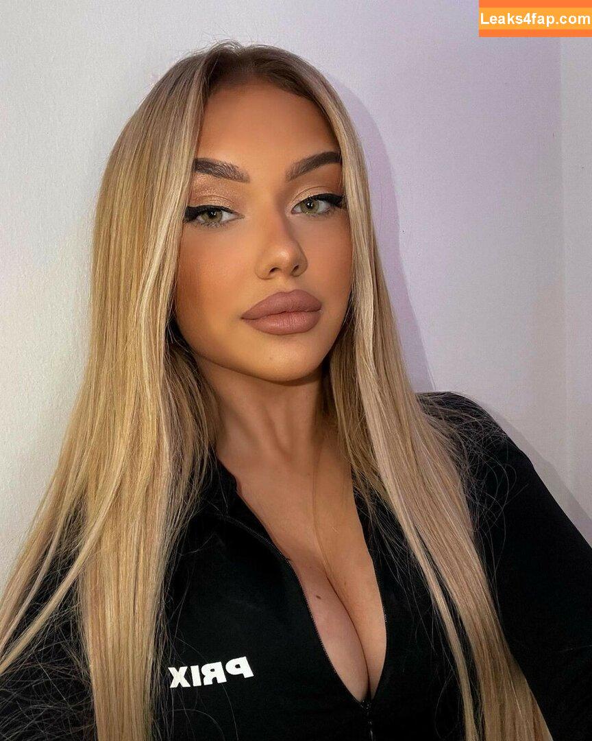 Gwendolyn Celine / gwendolynceline leaked photo photo #0017