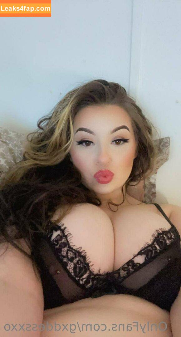 gxddessxxo /  leaked photo photo #0031