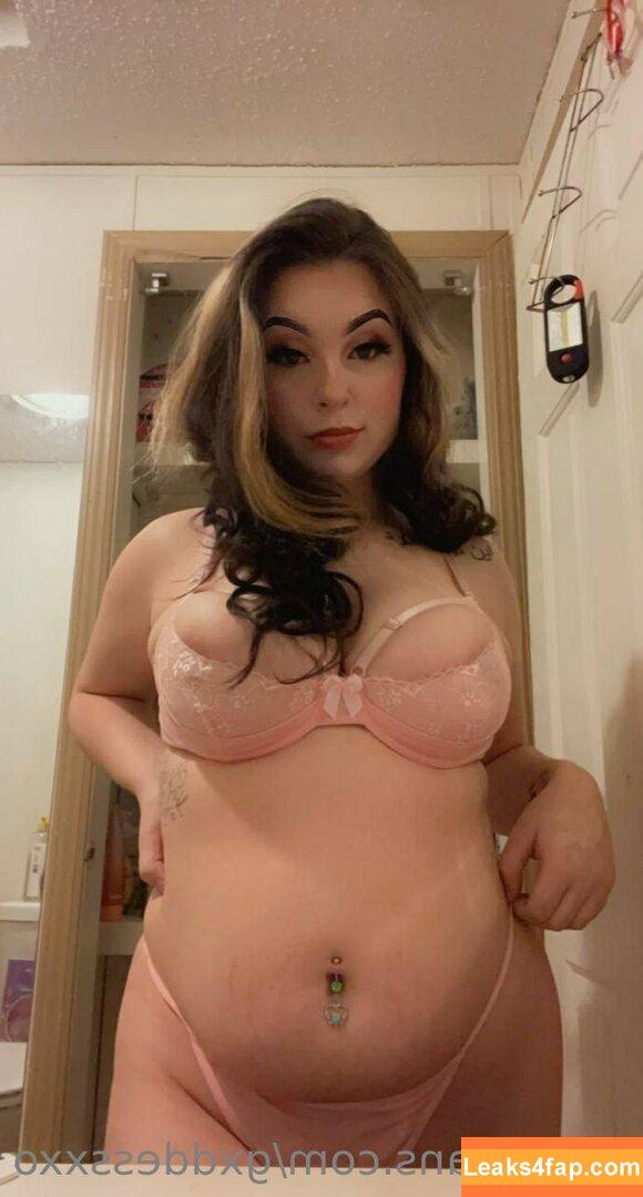 gxddessxxo /  leaked photo photo #0037
