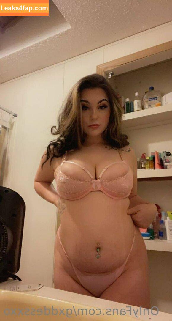 gxddessxxo /  leaked photo photo #0044